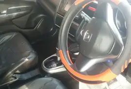 HONDA FIT NON HYBRID