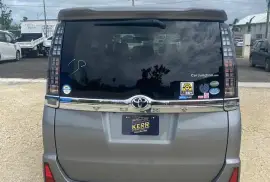 Newly imported 2015 Voxy Fully loaded