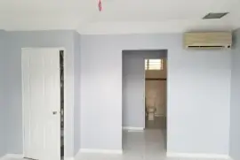 3 Bedrooms, 3.5 Bathrooms Townhouse