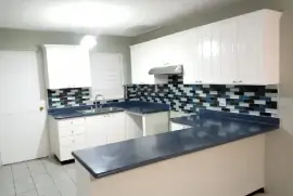 3 Bedrooms, 3.5 Bathrooms Townhouse