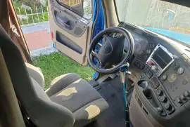 2014 Trailer head Freightliner