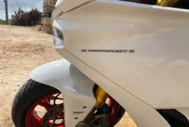 2017 Ducati super sport S