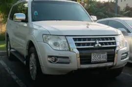 2017 Mitsubishi Pajero