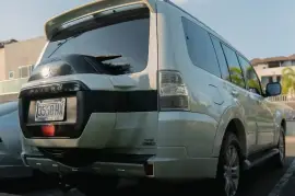 2017 Mitsubishi Pajero