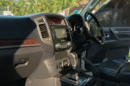 2017 Mitsubishi Pajero