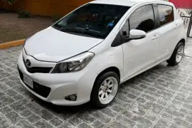 Toyota vitz 2014