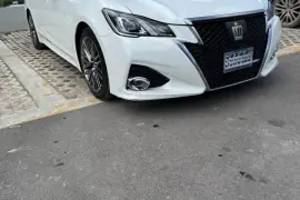 Toyota Crown S 2016