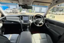 Toyota Crown S 2016