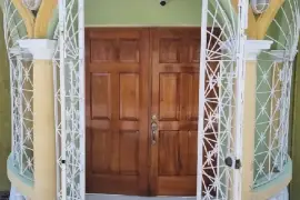 2 Bedroom, 2 Bathroom Apartment