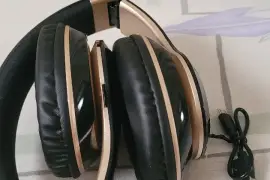 stereo headphones 