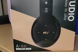 stereo headphones 