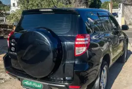 Toyota RAV4 2,0L 2011