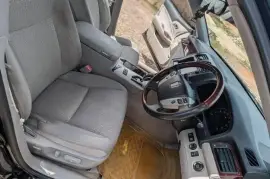 2012 Toyota Crown Royal Saloon