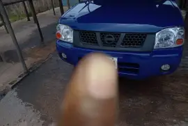 2003 Nissan Frontier pickup