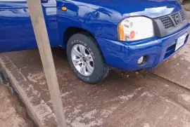 2003 Nissan Frontier pickup