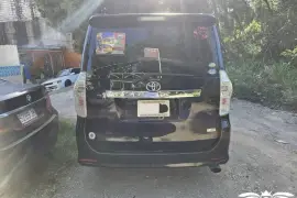 2012 Toyota Voxy Zs