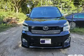 2012 Toyota Voxy Zs