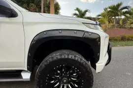 2021 Mitsubishi l200