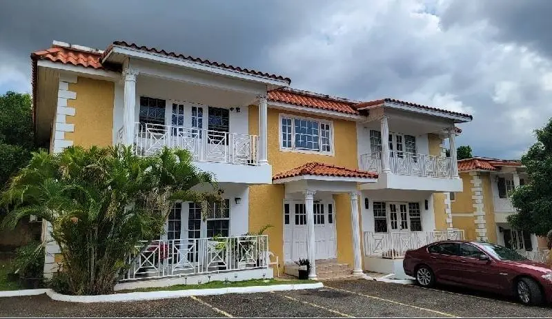 2 Bedroom 2 Bathroom Condo Apartment