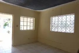 2 Bedroom 2 Bathroom House