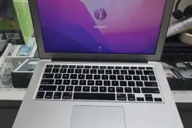 MacBook Air 2017 8gb ram 512GB