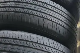 Maxxis Tyres 225-65-17