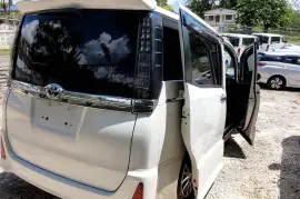 2015 voxy