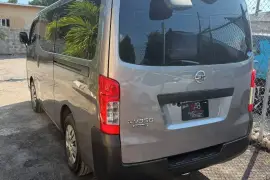 2014 Nissan Caravan