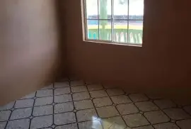 1 bedroom share bathroom, kitchen and living space