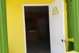 1 bedroom share bathroom, kitchen and living space