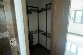 1 Bedrooms 1 Bathroom Apartment