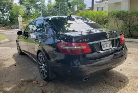 2011 Mercedes Benz e200 SOLD