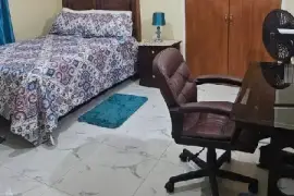 3 Bedrooms, 2 Bathrooms Apartment