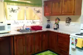 Fully Furnished 1 Bedroom, 1 Bath Apt