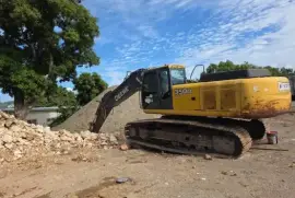 2008 John Deere 350 Excavator with hydraulic hammer