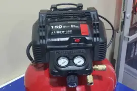 6 gallon Porter Cable Air compressor