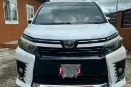 2014 Toyota Voxy