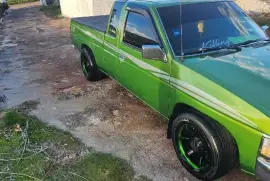 1994 Nissan Pickup
