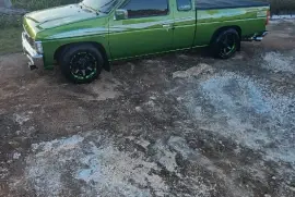 1994 Nissan Pickup
