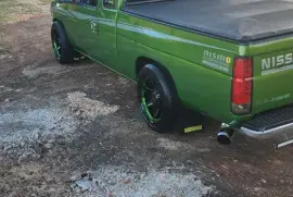 1994 Nissan Pickup