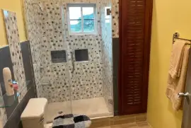 Extremely well furnished one bedroom