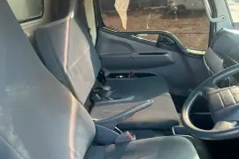 2014 Mitsubishi Fuso freezer truck