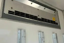 2014 Mitsubishi Fuso freezer truck