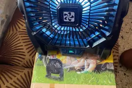 4 SPEED USB PORTABLE FAN WITH LIGHT