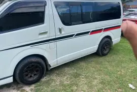 Toyota Hiace GL 2013
