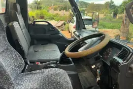 2005 Isuzu 5 ton truck