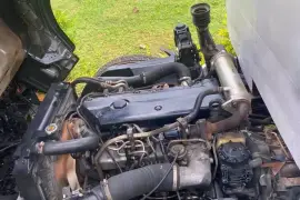 2005 Isuzu 5 ton truck