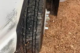 2005 Isuzu 5 ton truck