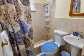 1 Bedroom, 1 Bathroom Apartment