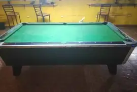 Pool table (used)
